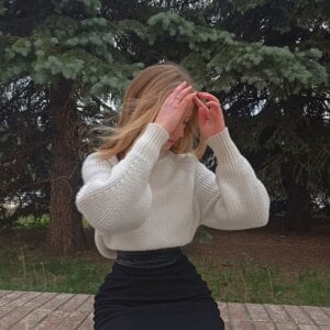 CwenHetherington Public Pic 3