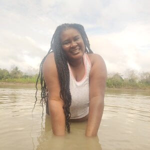 brownn_EbonnnyBesos Bild