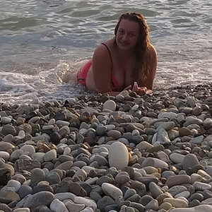 Nicki_Amabel Public Pic 6