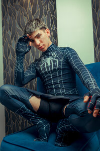 Demian_Milersのspider demian 🕷の 3枚の写真