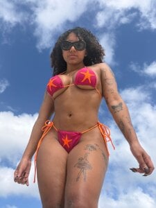 LuckySwagson: Beach, my favorite place. ( 3 фото)