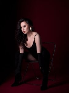 Ann_Sweer Public Photo 7