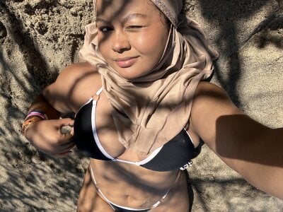 jasmyne_anbar Beach🌊☀️ Pic 2