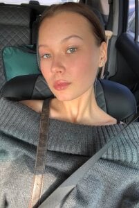 OliviaMoon_24 Public Pic 5