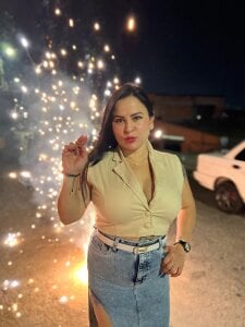 Domina0 happy new year Pic