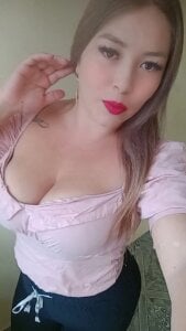 AriaVega_: Public ( 2 фото)