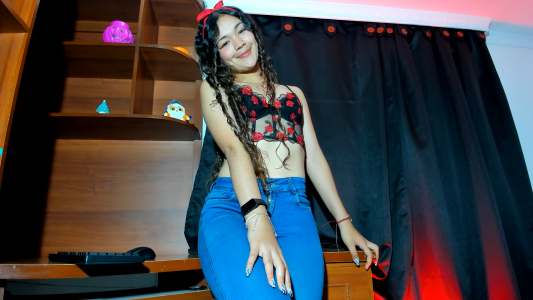 Camilla_Miller01 Do you like my jean? 😈 Pic 4