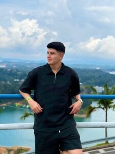 Goldenknight33 Public 사진 2