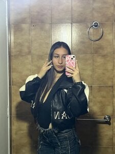 MaddyCarter: Public ( 3 фото)