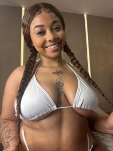 pamela_west beautiful brunette Foto 2