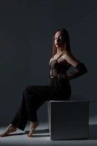 Emilia_mala darkNess Immagine 