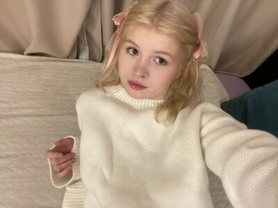 ShontaWasilko My new cutie outfit for you Pic 9