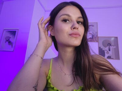 EldaAshfield Public Pic 2