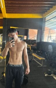 _TaylorBlack Gym time Immagine  4