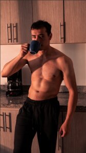 Muscle_Scott SEXY MUSCULAR MAN IN THE KITCHEN😈❤️‍🔥 Bilde 6