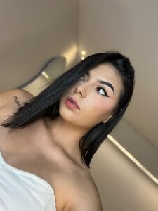 LiaWheelerPublic图片 2