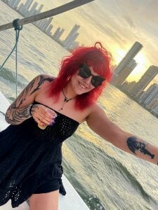 Sarah-Stoner Me in the beach again😛 รูป 