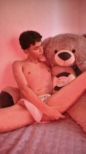 🧸 de Julikid1  4 Imagens