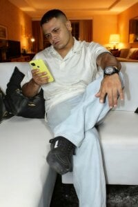 Luke_Cagee Public Hình 2