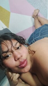 NayaraHinny: Ride me ( 3 фото)