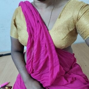 tamil_sweetyponnu Public Gambar 2