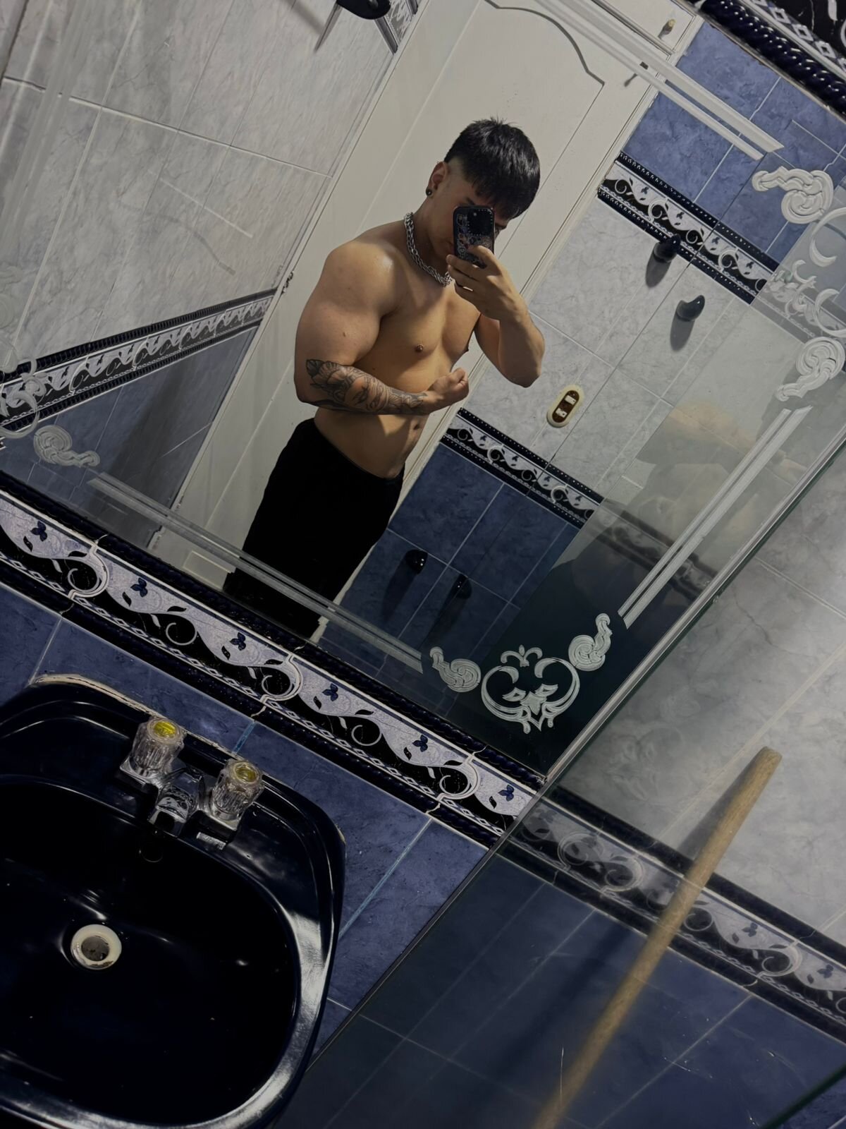 xKevyn 热门图片 3436