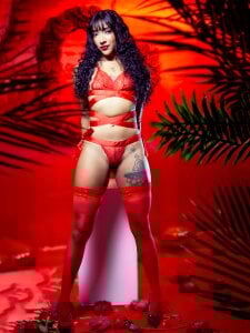 Salomelevis Red Hot Secrets Εικόνα