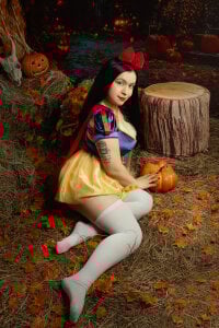 megancero I will make you bite the apple of sin Pic 3