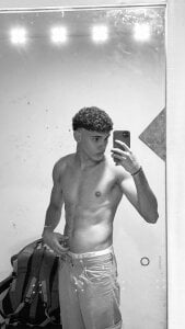 I AM JUS de justin_payn14  Imagens