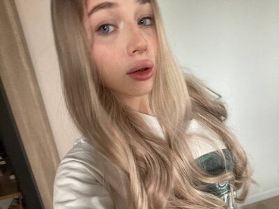 DolyPop Public Pic 2