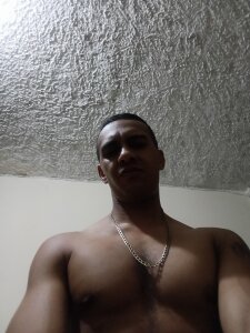 BIGLEON01 Free Pic 5