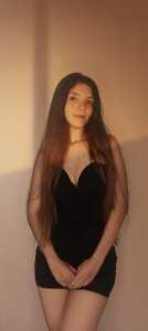 LisaLain Public টি ছবি