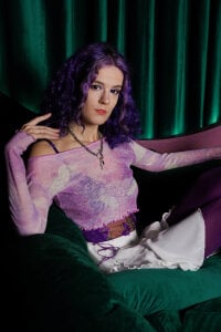 AuraLaunni cutie Pic 2