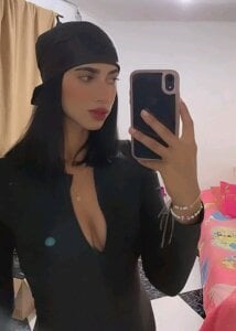 KyllieMarshall: 👸🏻🫧🫶🏼 ( 2 фото)