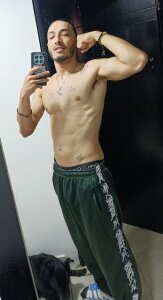 Grant_IronsのPublicの枚の写真