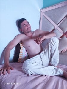 damian_0490 casual Pic 2