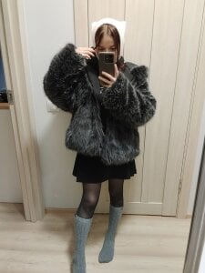 in the mirror de crystal_lilith  2 Imagens