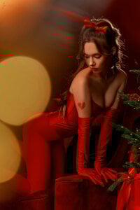 KateVon New Year✨  2টি ছবি