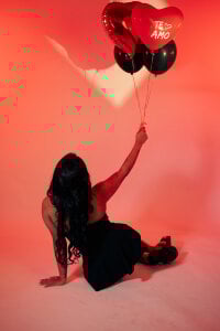 Zdjęcia amber__ferrera Happy Valentine's Day, darlings ❤️🎁🌸:  3