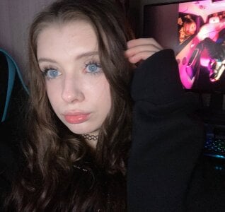 The whisper of the night de AngelenaCrittendon  3 Imagens