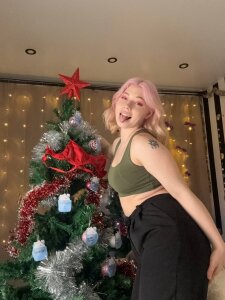 SibleyDurborow My special fans and me 😍🎄 Pic 2