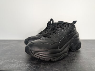 Alicia_art_ My shoes Pic 8