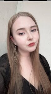 AprilHughes Public Pic 2