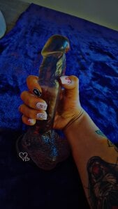 Violett_Sinclair Hands and nails 👋🏻 Pic