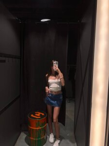 JerleneBaden I like shopping😍 Pic