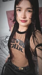 SalomeSaez Public Pic 3