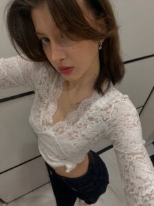 LouiseChavez vibe check Poză