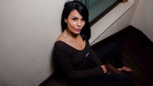 EmmaAtkins Black outfit Pic 6