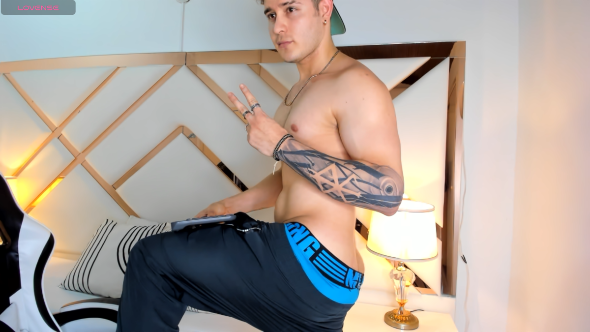 rayan_linxx 님의 트렌드 중인 사진  6239개