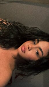 Dahiana_Giil 💋  5টি ছবি